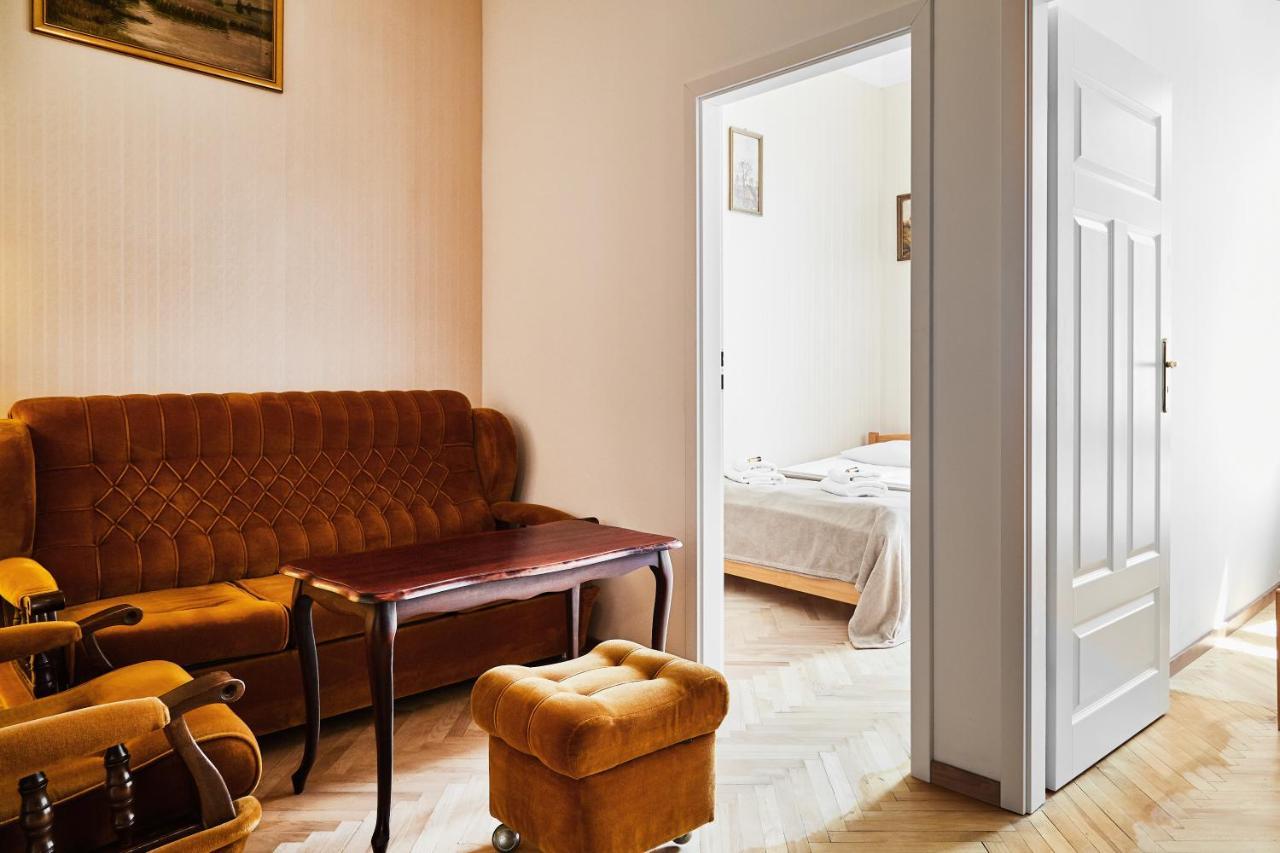 Location Topolowa Street * Krakov